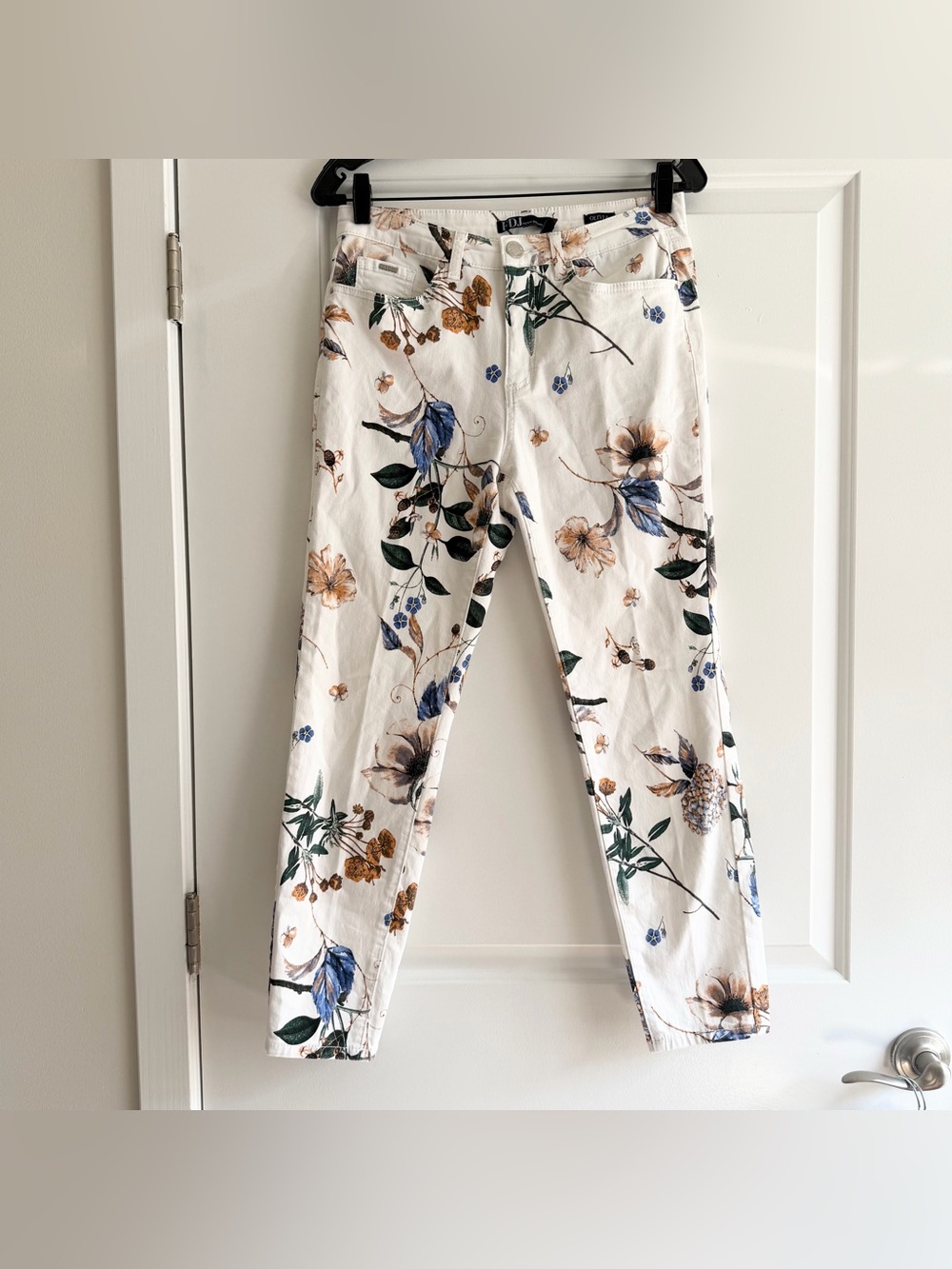 FDJ French Dressing Denim Olivia White & Multicolor Floral Skinny Jeans